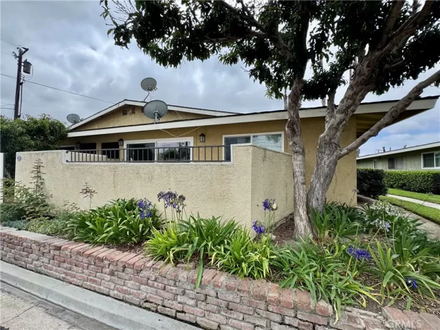 MLS: PW25186460 Condo For Sale