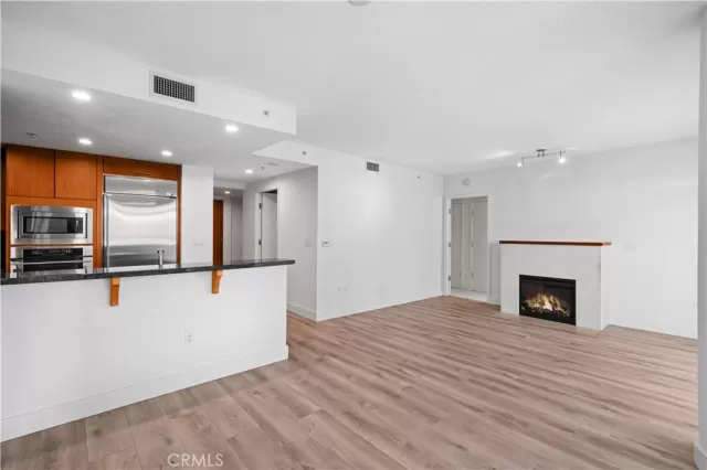 MLS: PW25186674 Condo For Sale