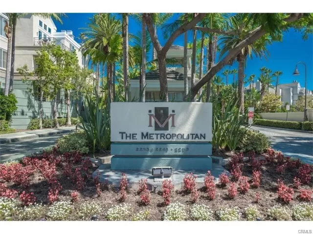 MLS: PW25187640 Condo For Sale