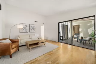 Photo #3: PW25188311 Listing 