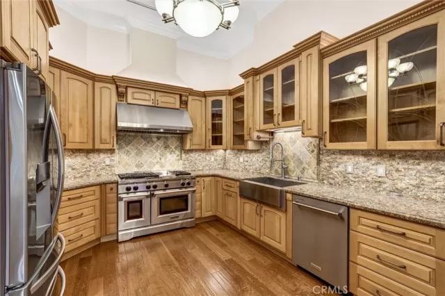 MLS: PW25189593 Condo For Sale