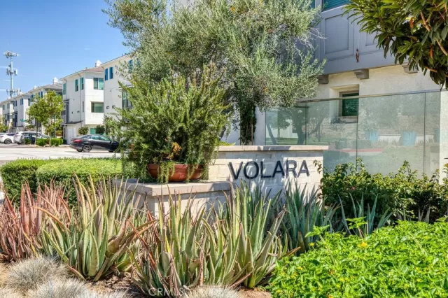 MLS: PW25189879 Condo For Sale