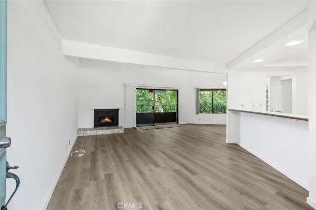 MLS: PW25190343 Condo For Sale