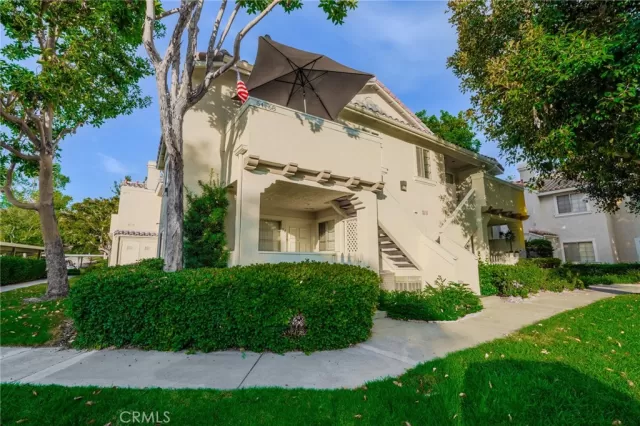 MLS: PW25191914 Condo For Sale