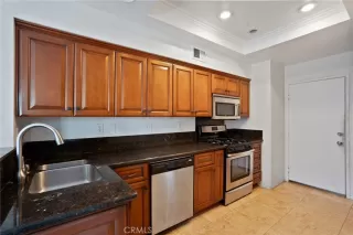 Photo #3: PW25192525 Listing 