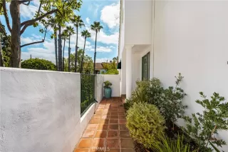 Photo #2: PW25192917 Listing