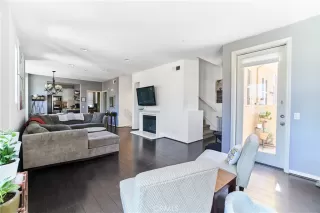 Photo #2: PW25193060 Listing