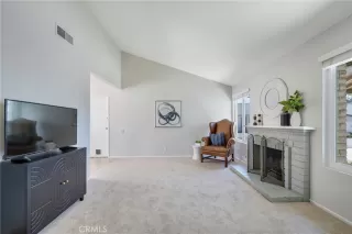 Photo #5: PW25194057 Listing 