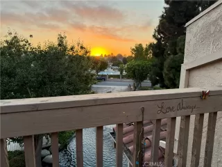 Photo #1: PW25195240 Listing