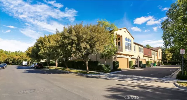 MLS: PW25196328 Condo For Sale