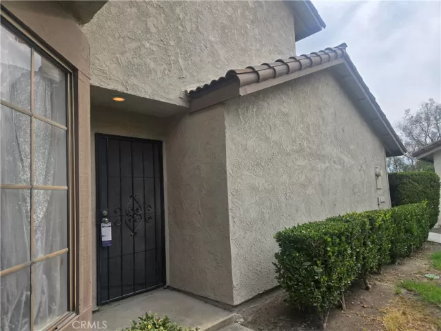 MLS: PW25196421 Condo For Sale