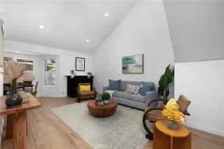 Photo #4: PW25197000 Listing 