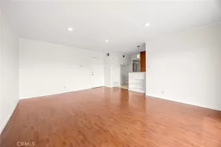 Photo #5: PW25197862 Listing 