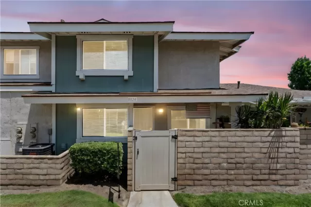 MLS: PW25198767 Condo For Sale