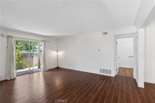 Photo #2: PW25200865 Listing 