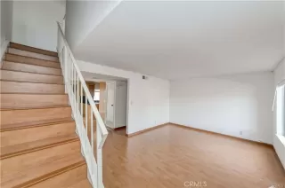 Photo #6: PW25201201 Listing 