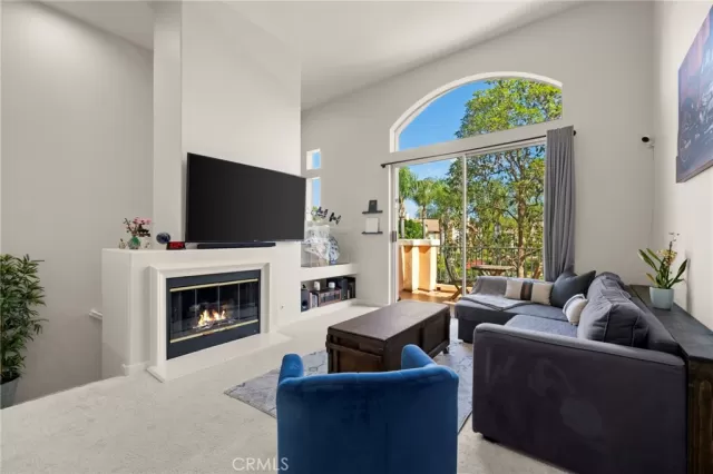 MLS: PW25215005 Condo For Sale