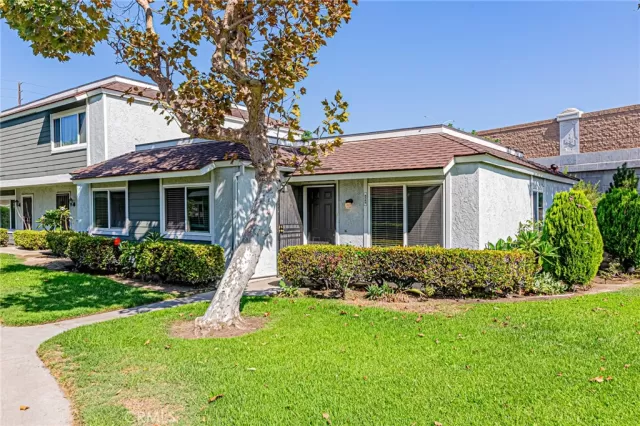 MLS: PW25217162 Condo For Sale