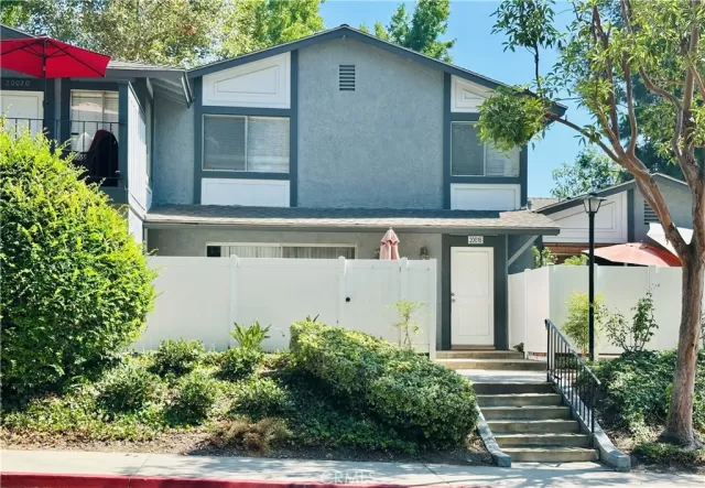 MLS: PW25217893 Condo For Sale