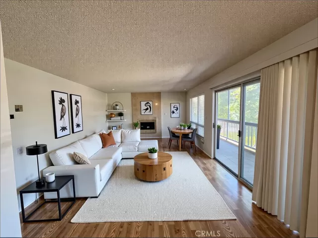 MLS: PW25217908 Condo For Sale