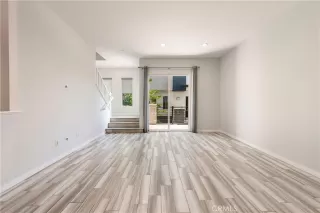 Photo #5: PW25219056 Listing