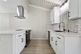 Photo #3: PW25220136 Listing 