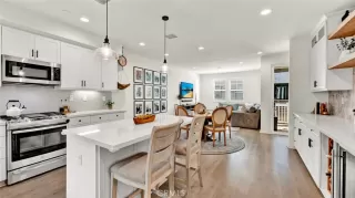 Photo #2: PW25220197 Listing