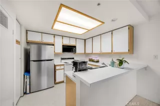 Photo #3: PW25220394 Listing 