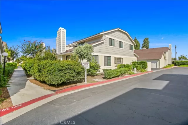 MLS: PW25220458 Condo For Sale