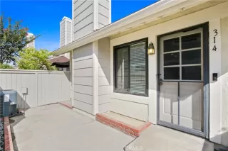 Photo #1: PW25220458 Listing