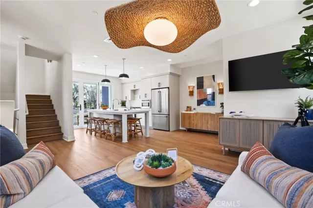 MLS: PW25222799 Condo For Sale