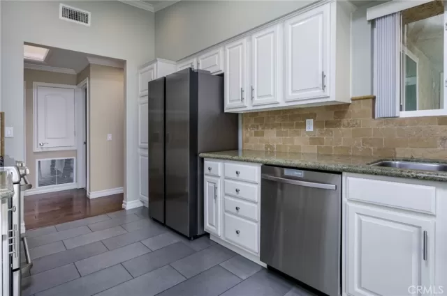 MLS: PW25222823 Condo For Sale