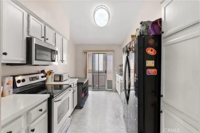 MLS: PW25224054 Condo For Sale