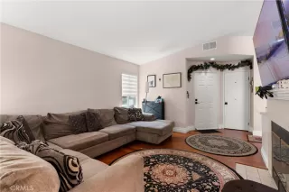 Photo #4: PW25224054 Listing 