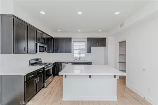 Photo #1: PW25224567 Listing 