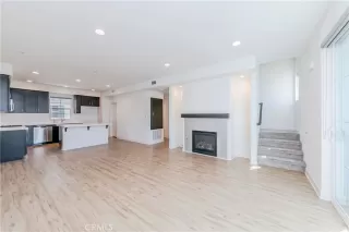 Photo #3: PW25224567 Listing 