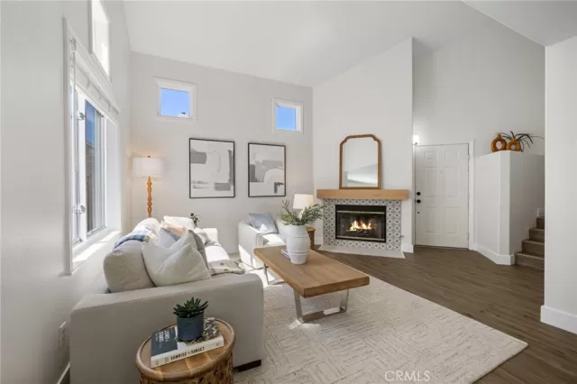 MLS: PW25225107 Condo For Sale