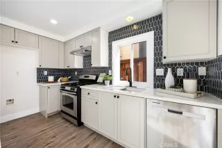 Photo #3: PW25225107 Listing