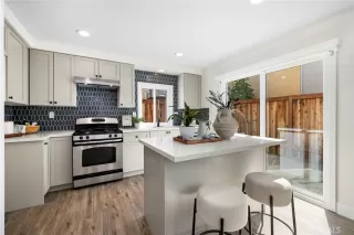 Photo #4: PW25225107 Listing