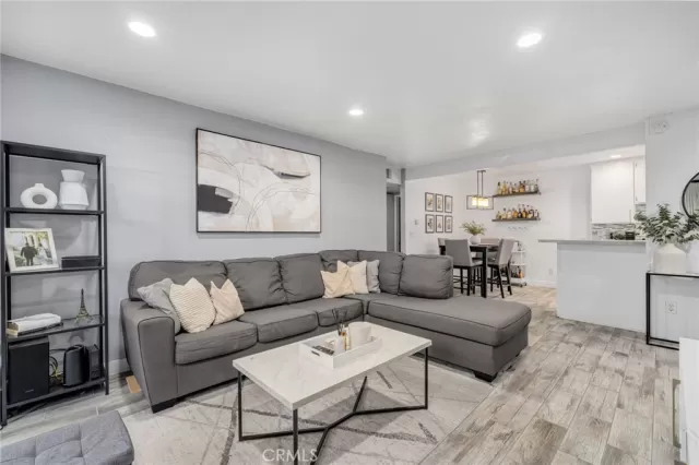 MLS: PW25228025 Condo For Sale