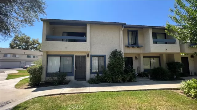 MLS: PW25228173 Condo For Sale