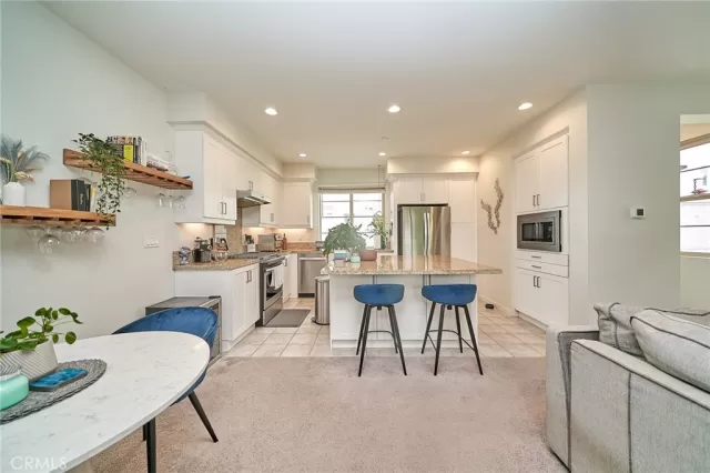 MLS: PW25228213 Condo For Sale