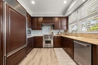 More Details about MLS # PW25228286 : 401 BERNARD STREET 211