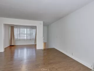 Photo #4: PW25228700 Listing 