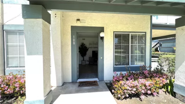 MLS: PW25228886 Condo For Sale