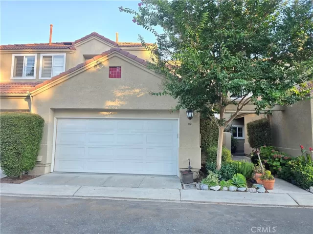 MLS: PW25231145 Condo For Sale