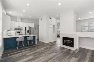 Browse active condo listings in SUMMIT RENAISSANCE