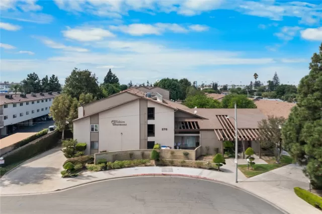 MLS: PW25232058 Condo For Sale