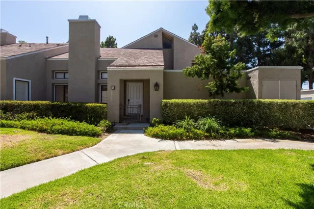 MLS: PW25233830 Condo For Sale