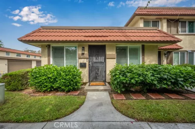 MLS: PW25234110 Condo For Sale